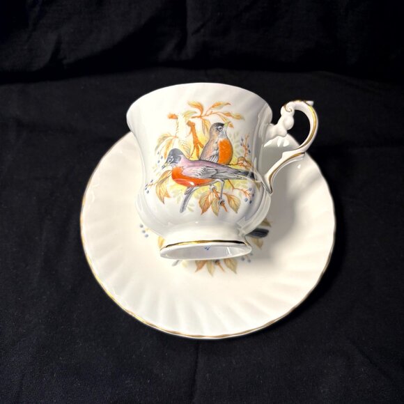 Queens China Cup and Saucer - Picture 4 of 4